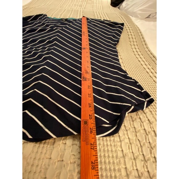 Jones New York Blouse Size XL Navy Striped Top Cap Sleeves Gold Buttons V Neck - Picture 10 of 10